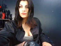 Im a smart woman i like fetish and to have fun also.i like music inteligent  men,love a good conversation and  more.come dare to meet me