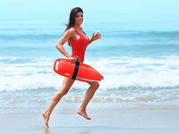 hot cam whore DrellaWolf