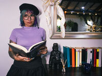 webcamgirl video chat KimWexler