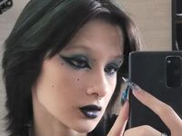 shaved pussy cam MeriHollway