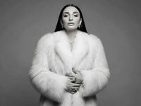 nude cam girl photo AllaRoberts