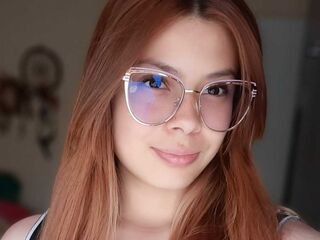 naughty camcouple masturbating with vibrator DaryAndKev