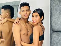 live sex webcam chat KattyANDLuis