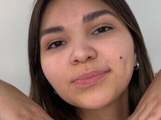 adult videochat room AdriaKunstlinger