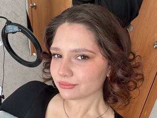 beautiful webcam girl AlettiKolini