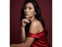 camslut fingering shaved pussy AliceDatu