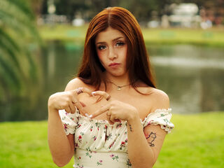 live teaser web cam AlyBelle