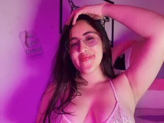 free adult cam AmyVele