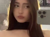 fingering camwhore BellaJersiquins