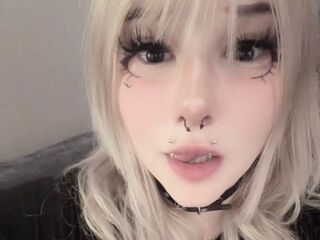 beautiful camgirl BillyeRom