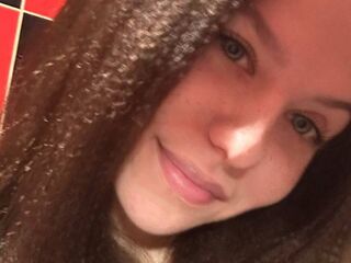 camslut spreading pussy BridgetPoudrier