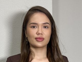 free nude live show CammieLosecco