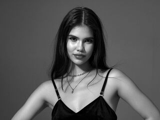 naughty camgirl masturbating with vibrator CelesteClad