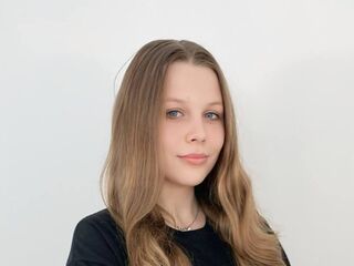 fingering camwhore ChristianeSivie