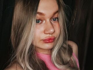 hot cam girl masturbating with sextoy CirillaAkerman