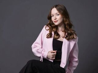 fingering webcamgirl picture DarleenBenjamin