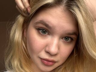 cam girl masturbating with sextoy DebrahPloeger
