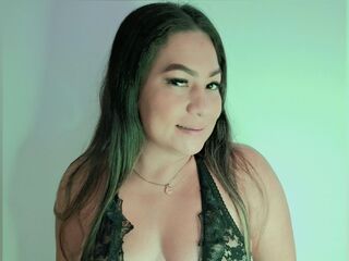 topless cam girl ElifMillers