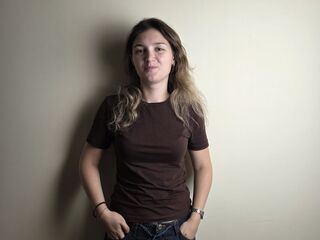 camslut ElishaBerbary