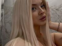 hot webcam video ElsaBarbie