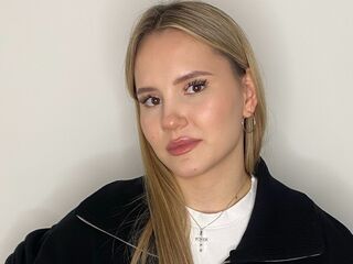 chat room live sex EmeritaParra