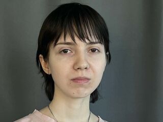 live webcam performer EsterSugimoto