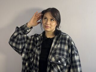 camwhore masturbating with vibrator GuadalupeBede