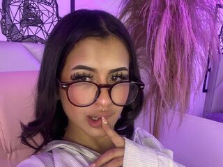 girl HaileySimson