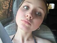 webcam babe chat room HelgaHumenik