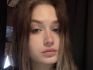 chat room live show JulieannGomaz