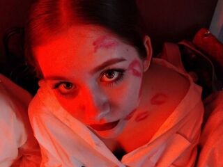 shaved pussy webcam JuneGutierrez