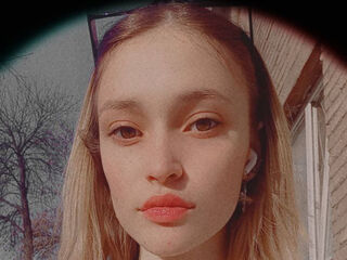 hot naked cam girl KendalSommella