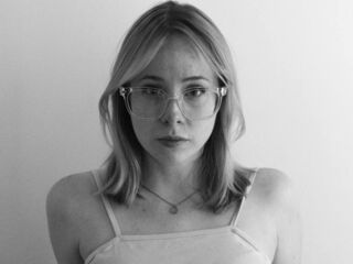 web cam show LanaAmster