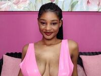 nude webcamgirl pic LaraVelvet