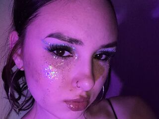 naked cam girl LeandraJellison