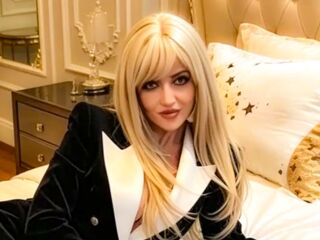 naughty chat room LexieSellene