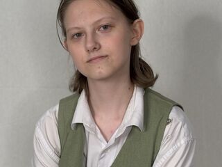 chatslut LillieFoster