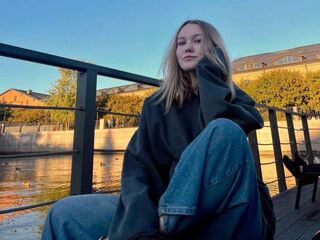 free jasmin web cam LillyStill