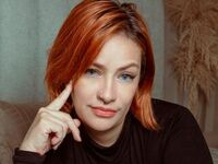 camslut fingering pussy LilySweet