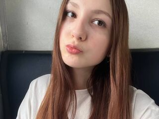 camgirl shaving pussy LinaSkatel