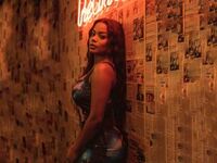 cam girl showing tits LorraineJhonsson