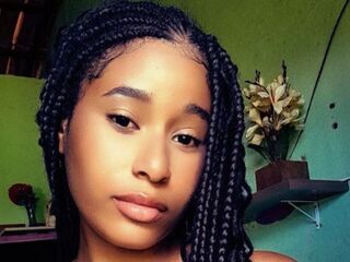 hot cam girl LuiseHuebsch