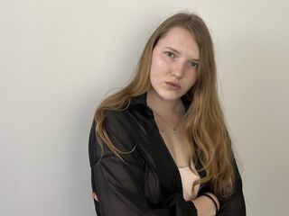 teaser chat MadalineMosman