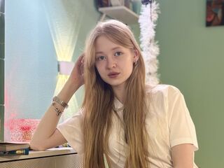 chat room live sex cam MinnieTallacksen