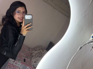 flirt chat room MiraSterling
