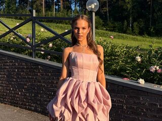 cam whore MirianaFarris