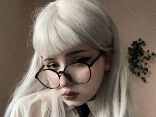 naked webcamgirl picture MonikaWilsson