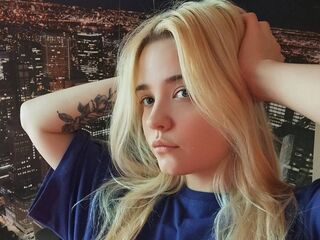 webcam bitch chatroom MonnieMoniz