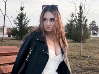 cam girl playing with dildo NeliaCorton