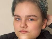 camgirl showing tits NilaPerine